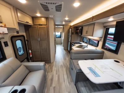 2027 Thor Motor Coach OMNI TRAIL — engine compartment view