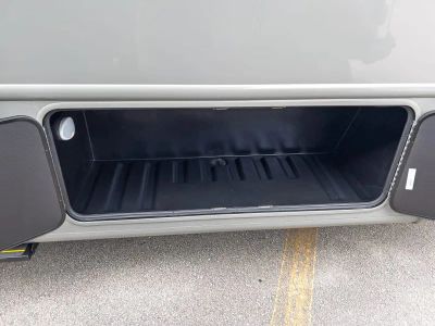2027 Thor Motor Coach OMNI TRAIL — photo 21 view