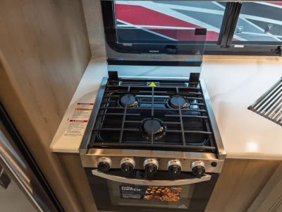 2027 Thor Motor Coach OMNI TRAIL — photo 12 view