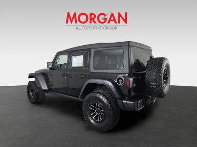 2025 Jeep Wrangler — photo 8 view