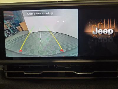 2025 Jeep Wrangler — photo 14 view