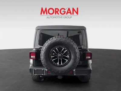 2025 Jeep Wrangler — photo 7 view