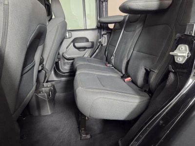 2025 Jeep Wrangler — photo 25 view