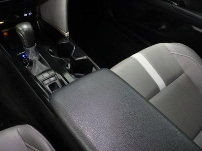 2025 Toyota Camry FWD - Photo 18