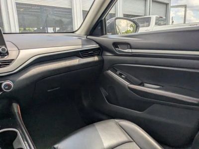 2024 Nissan Altima — photo 14 view