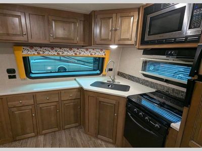 2019 Forest River RV Flagstaff Super Lite - Photo 12