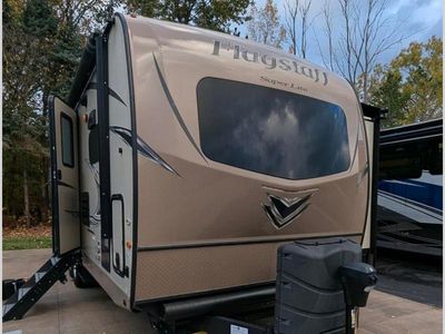 2019 Forest River RV Flagstaff Super Lite - Photo 2