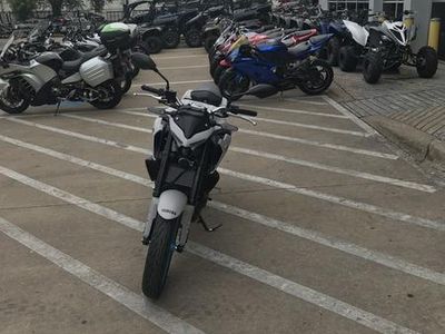 2025 Yamaha MT-03 - Photo 5