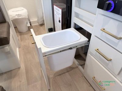 2026 Grand Design Transcend One - Photo 28