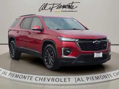2023 Chevrolet Traverse RS in Radiant Red — front three-quarter view