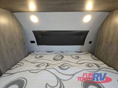 2021 Venture RV Sonic Lite - Photo 40