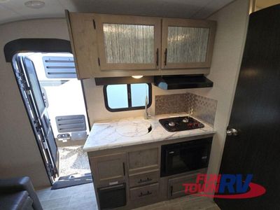 2021 Venture RV Sonic Lite - Photo 19