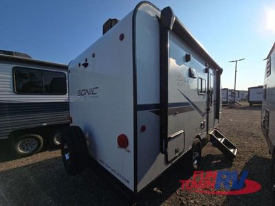 2021 Venture RV Sonic Lite - Photo 4