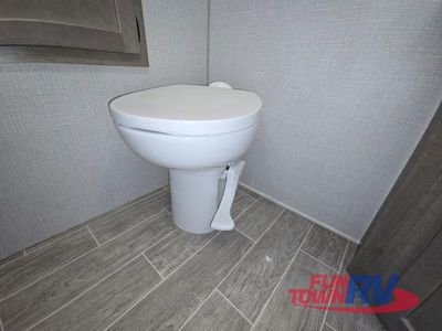 2021 Venture RV Sonic Lite - Photo 35