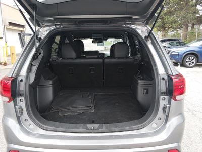 2022 Mitsubishi Outlander PHEV - Photo 11