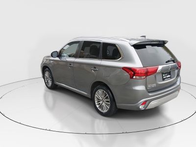 2022 Mitsubishi Outlander PHEV - Photo 5