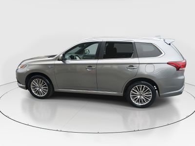 2022 Mitsubishi Outlander PHEV - Photo 4