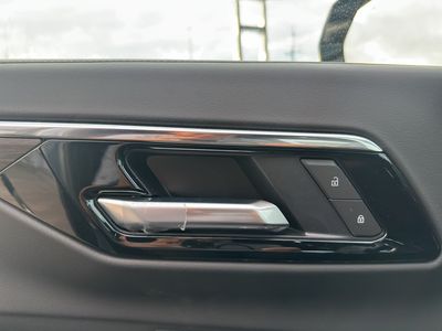 2026 Chevrolet Tahoe - Photo 15