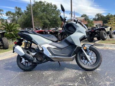 2026 Honda ADV160 - Photo 4