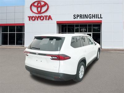 2026 Toyota Grand Highlander — photo 8 view
