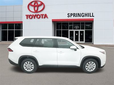 2026 Toyota Grand Highlander — photo 11 view