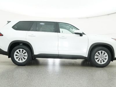 2026 Toyota Grand Highlander — photo 24 view