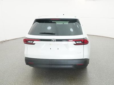 2026 Toyota Grand Highlander — photo 18 view