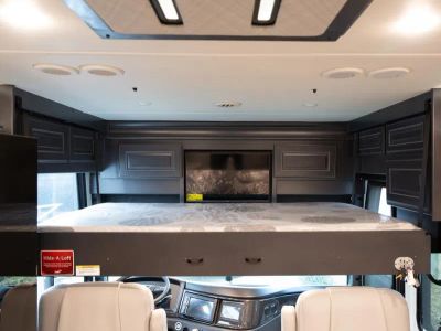 2026 Fleetwood DISCOVERY LXE - Photo 4