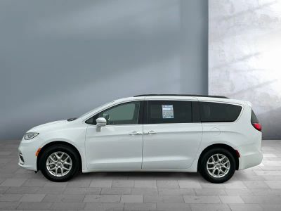 2022 Chrysler Pacifica - Photo 3