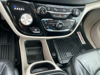 2022 Chrysler Pacifica - Photo 12