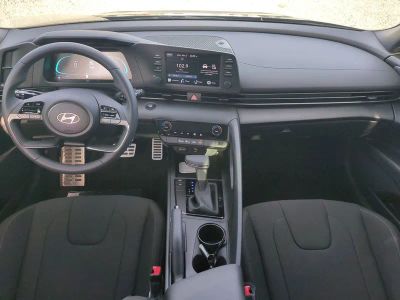 2026 Hyundai ELANTRA — photo 16 view