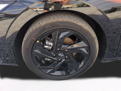 2026 Hyundai ELANTRA — photo 11 view