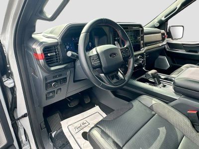 2025 Ford F-150 — photo 9 view