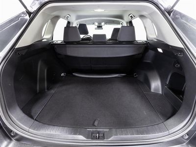 2025 Toyota RAV4 - Photo 10