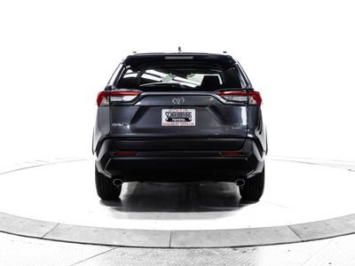 2025 Toyota RAV4 - Photo 9