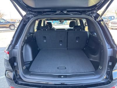 2026 Jeep Grand Cherokee - Photo 4
