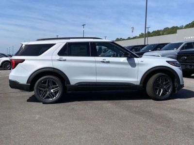 2026 Ford Explorer — side profile view