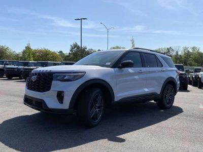 2026 Ford Explorer — photo 7 view