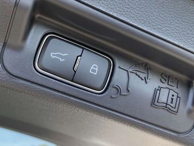 2026 Ford Explorer — photo 10 view