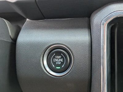 2024 GMC Acadia — photo 30 view