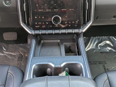 2024 GMC Acadia — photo 21 view