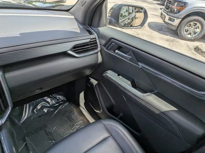 2024 GMC Acadia — photo 19 view