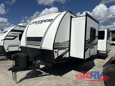 2023 CrossRoads RV Cruiser Aire - Photo 10