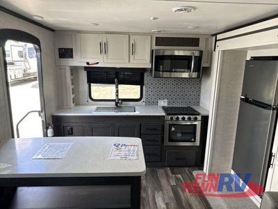 2023 CrossRoads RV Cruiser Aire - Photo 6