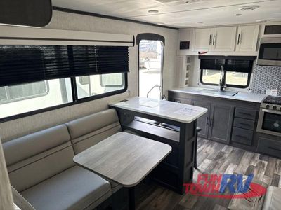 2023 CrossRoads RV Cruiser Aire - Photo 5