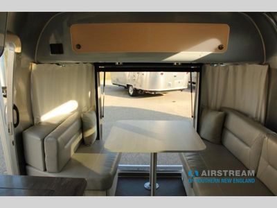 2026 Airstream International — photo 15 view