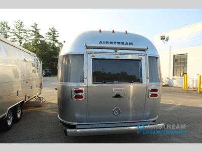 2026 Airstream International — rear three-quarter view
