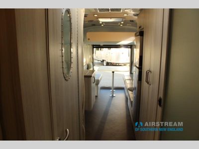 2026 Airstream International — photo 14 view