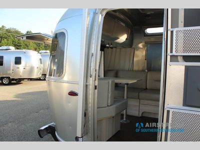 2026 Airstream International — photo 9 view