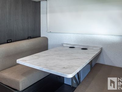 2027 Winnebago Sunflyer - Photo 10